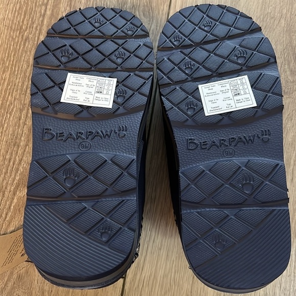 BearPaw Lucille Booties 9 Wide - Picture 4 of 6